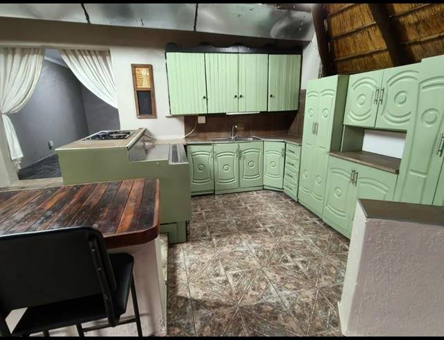 1 BEDROOM PROPERTY TO RENT IN STRUISBULT